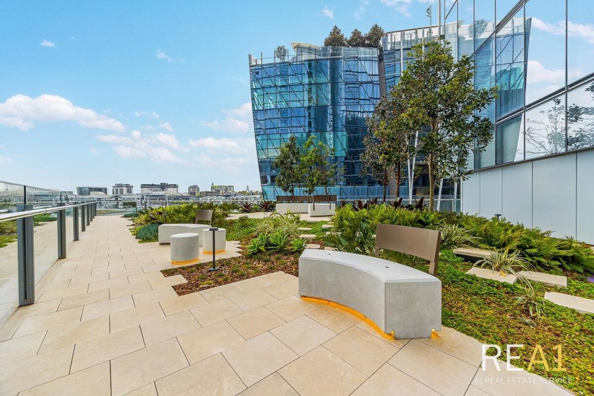 Apartment B1 Next To The Crown Door Step To Cafe Cbd